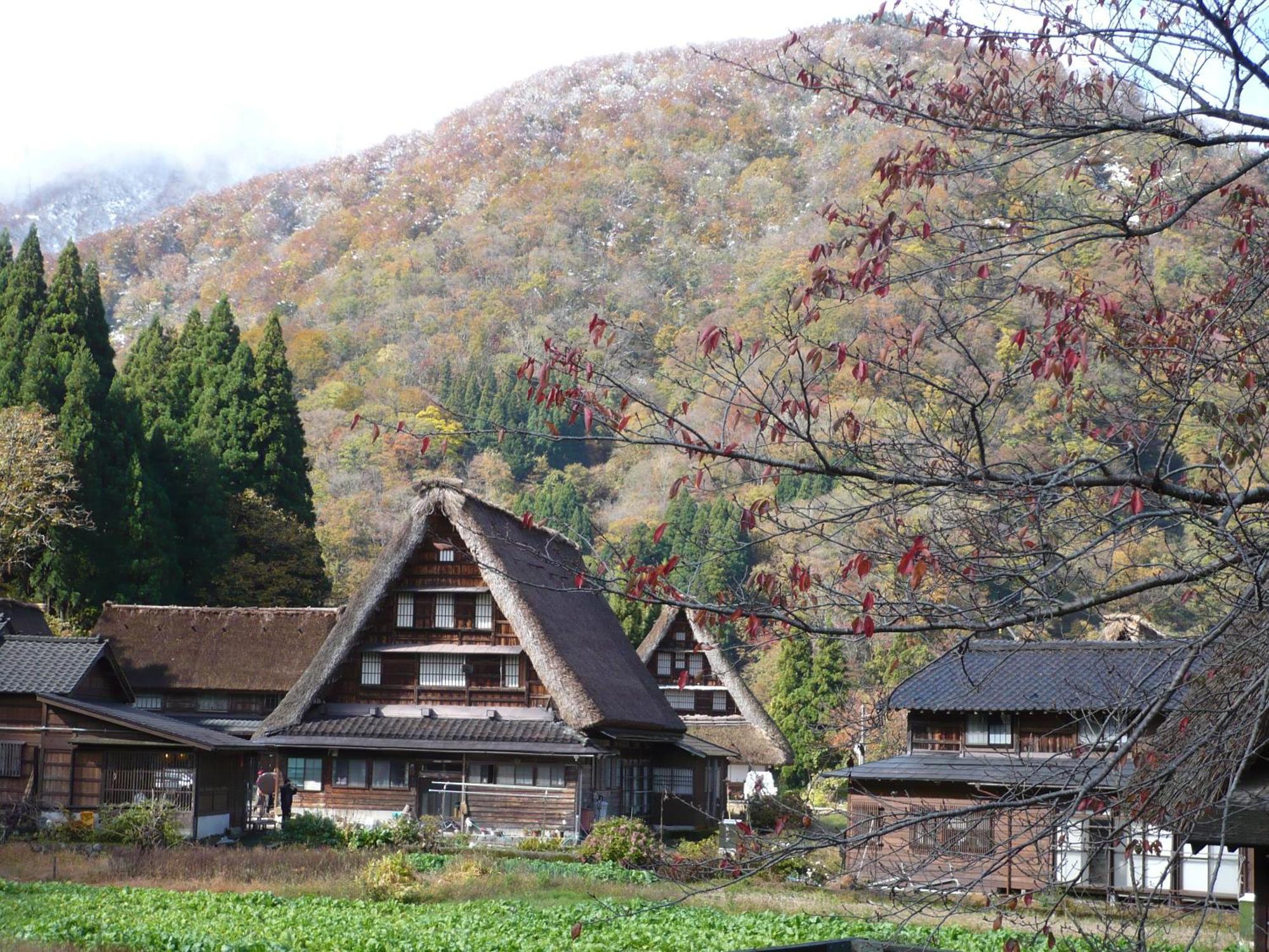 Gokayama Onsen Akaokan Nanto Exterior photo