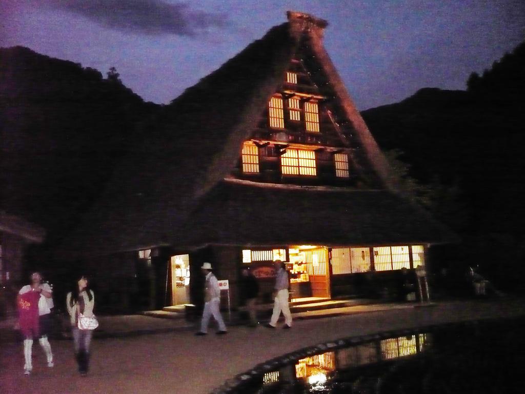 Gokayama Onsen Akaokan Nanto Exterior photo